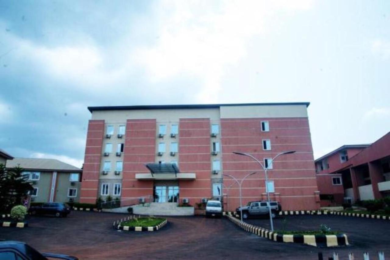 Dannic Hotels Enugu Extérieur photo